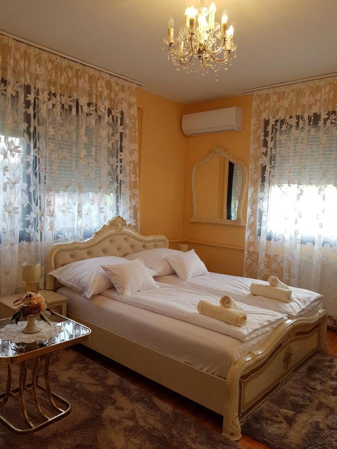 Monika Vendeghaz Hotel Mórahalom Екстериор снимка